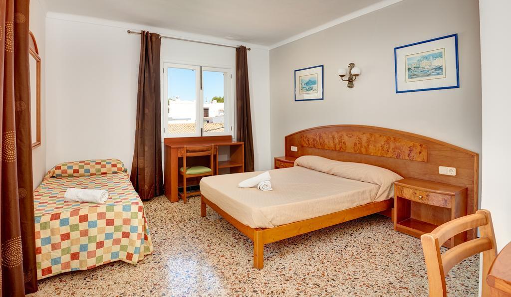 Hostal Talamanca Cala d'Or  Bagian luar foto