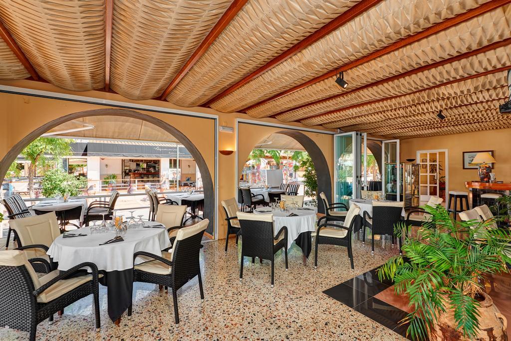 Hostal Talamanca Cala d'Or  Bagian luar foto